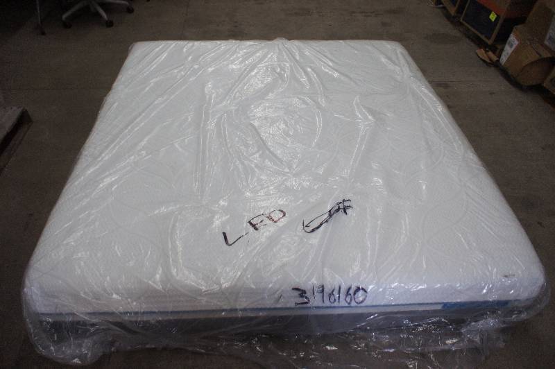 Sealy - King Size - Premier Hybrid Silver - Mattress MSRP $ 2899.99 - NOTE Due to Shipping and Handling Practices Mattresses may have cosmetic issues. See Pictures