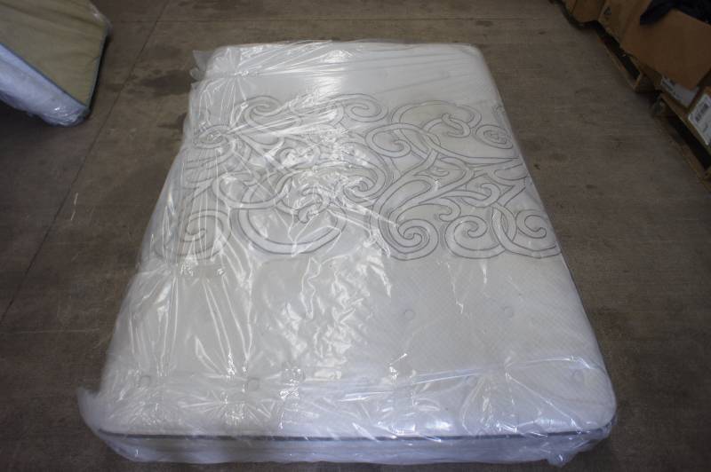 Sealy - Full Size - Marlow Heights Cushion Firm - Mattress MSRP $ 999.99 - NOTE Due to Shipping and Handling Practices Mattresses may have cosmetic issues. See Pictures