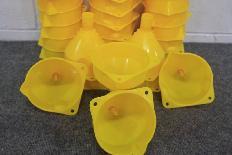 lot 182 image: 28 Heavy Duty Yellow Funnels