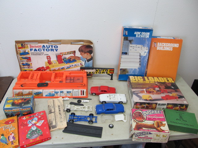 lot 65 image: Lot of Vintage etc Toys & Games