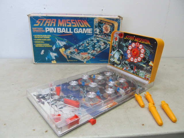 lot 82 image: 1970s STAR MISSION Tabletop Pinball Game wBox