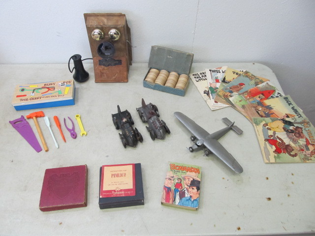 lot 16 image: Lot of Vintage Toys Games & Books
