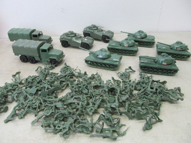 army toys vehicles