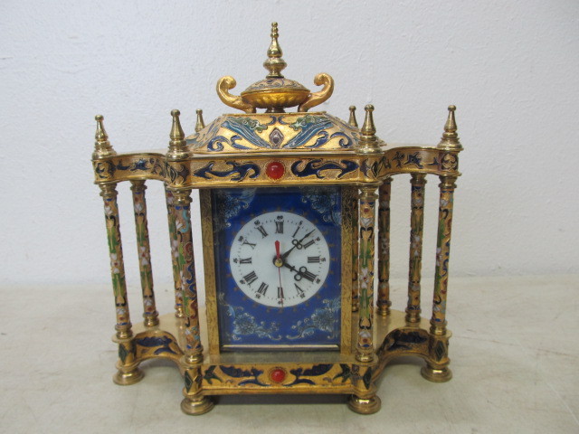 lot 26 image: Beautiful Vintage Chinese Cloisonne Enameled Brass Mantel Clock