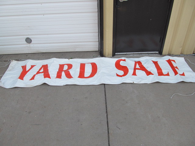 lot 138 image: Large 10 Vinyl YARD SALE Banner