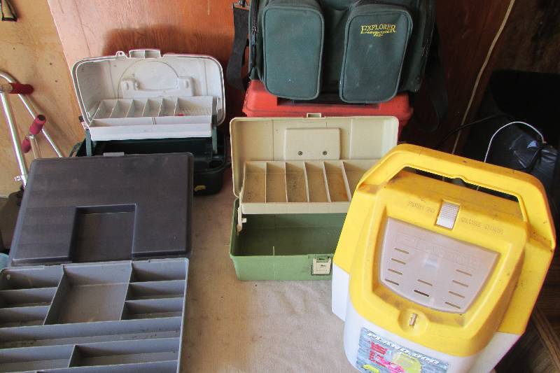 Tackle BoxesMinnow Bucket