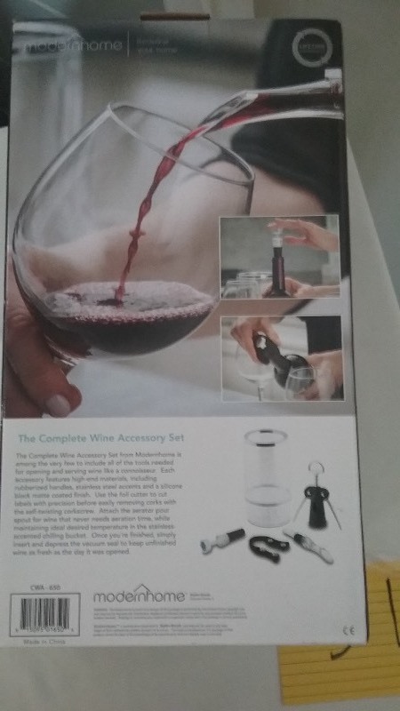 Modern Home Wine Accessory Kit
