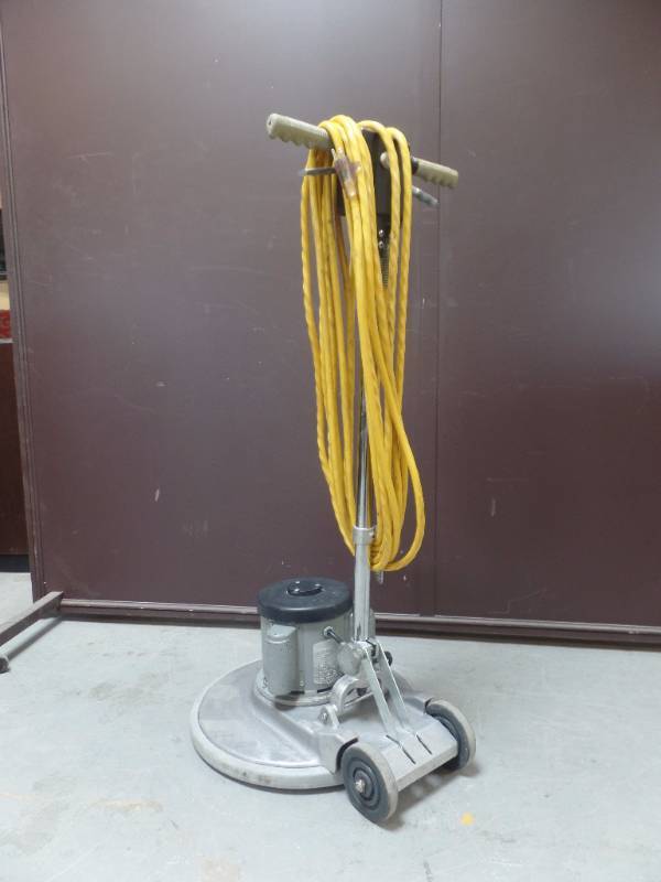 FLOOR SCRUBBER