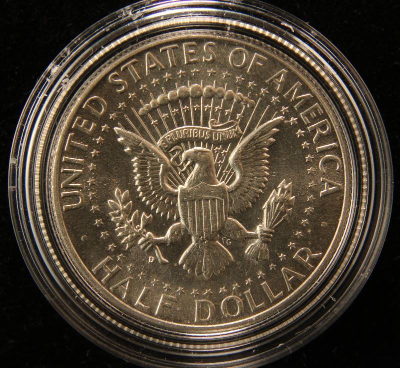 1964-D KENNEDY SILVER HALF DOLLAR UNC IN AIRTITE HOLDER