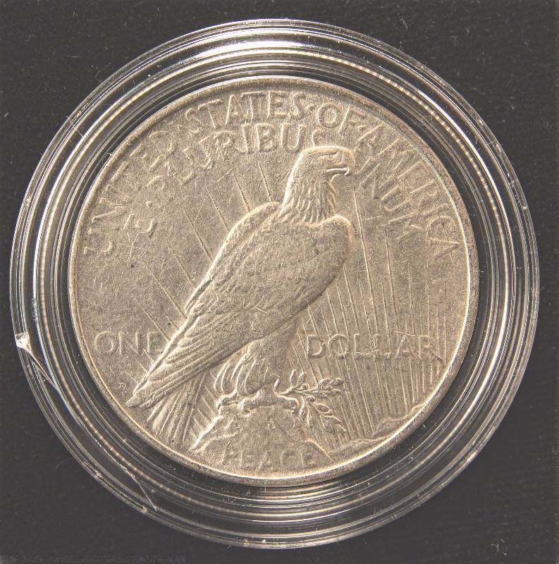 1922-D PEACE SILVER DOLLAR AU IN AIRTITE HOLDER