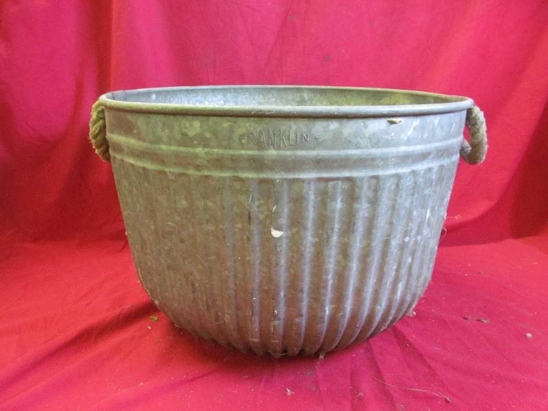vintage bucket
