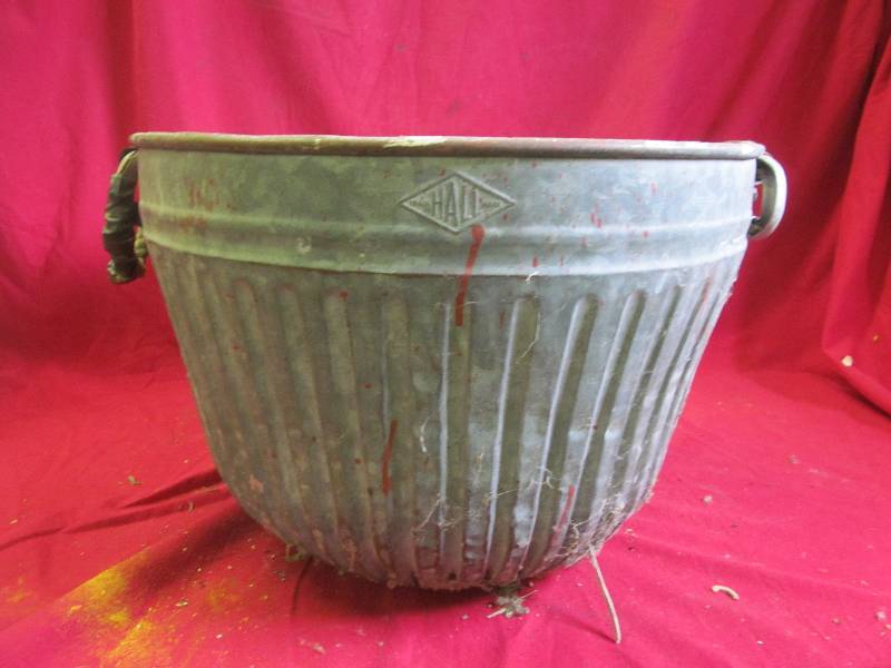 vintage bucket