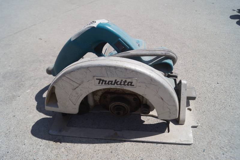 Makita Skil Saw
