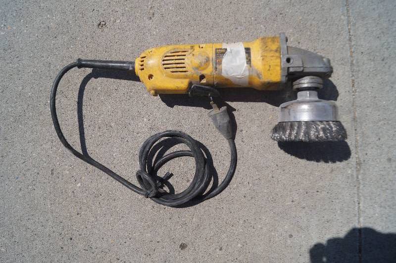 DeWalt Grinder