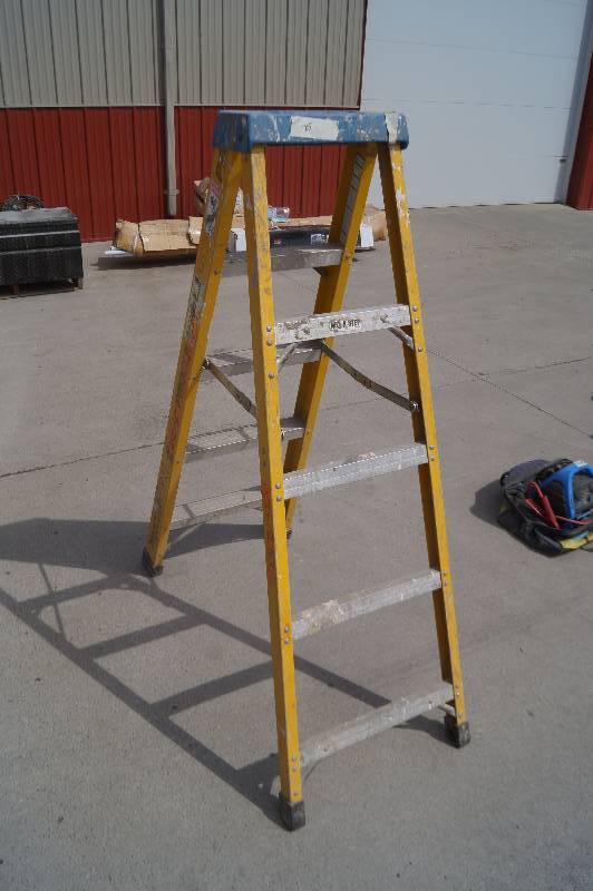 Step Ladder