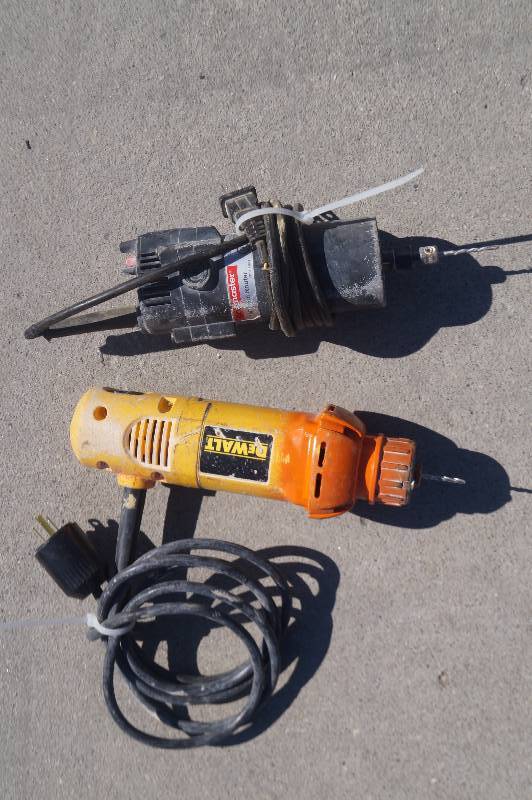 DeWalt & Drillmaster Cut Out Tools