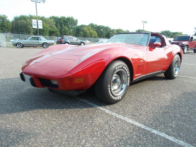 lot 2 image: 1979 Chevy Corvette L82