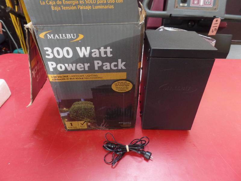 lot 235 image: 300 WATT POWER PACK