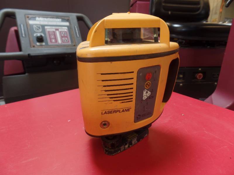 lot 238 image: LASER PLANE