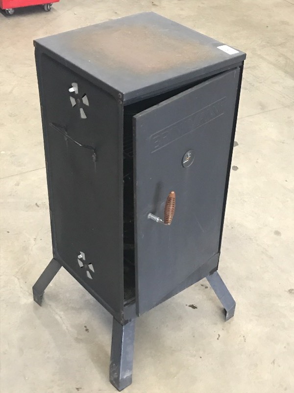 lot 13 image: Brinkman Smoker