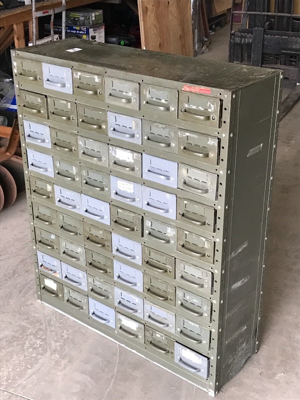 lot 19 image: Steel Parts Organizer