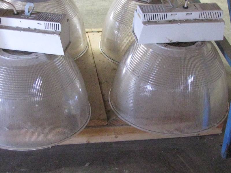 lot 11 image: Industrial Lights