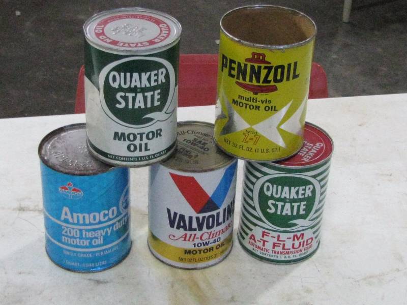 lot 22 image: (5) Oil Cans