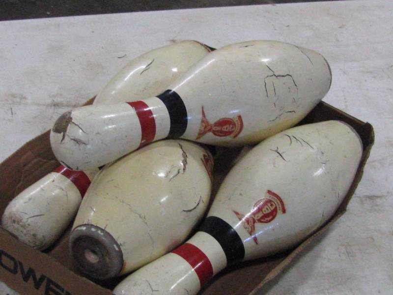 lot 48 image: Bowling Pins