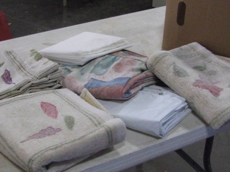 lot 66 image: Shower Curtains & Rugs
