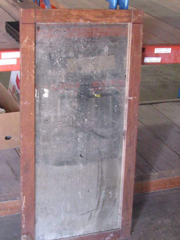lot 68 image: Vintage Mirror