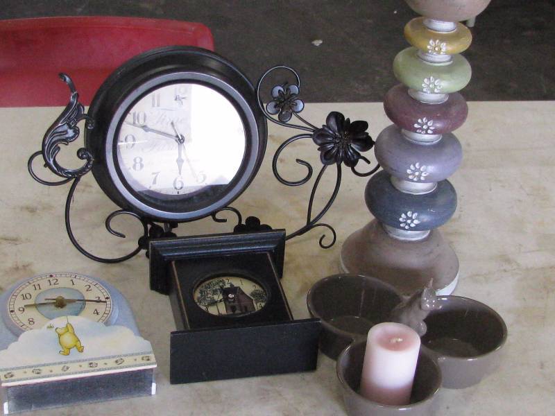 lot 69 image: Clocks & Misc