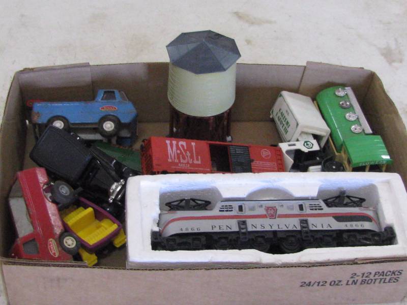 lot 94 image: Tonka & Train