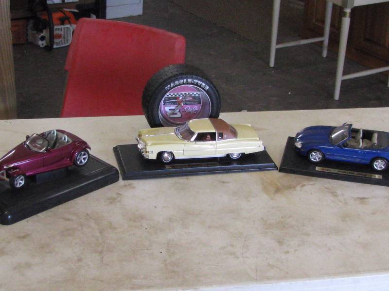 lot 95 image: 118 Scale Die Cast