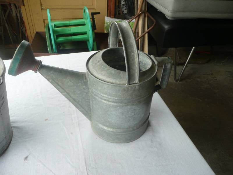 lot 27 image: Antique Galvanized #8 Watering Can & 1 Gallon Bucket - See Pictures