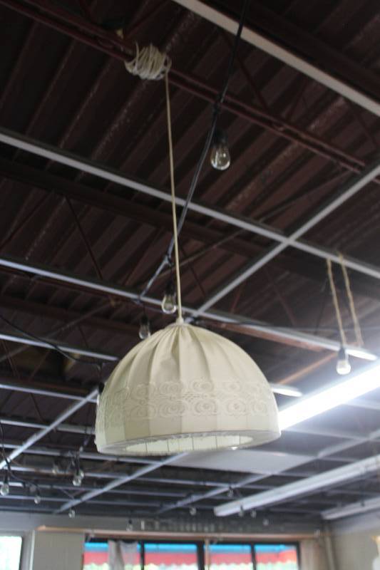 lot 305 image: Lot of (2) Hanging Lights