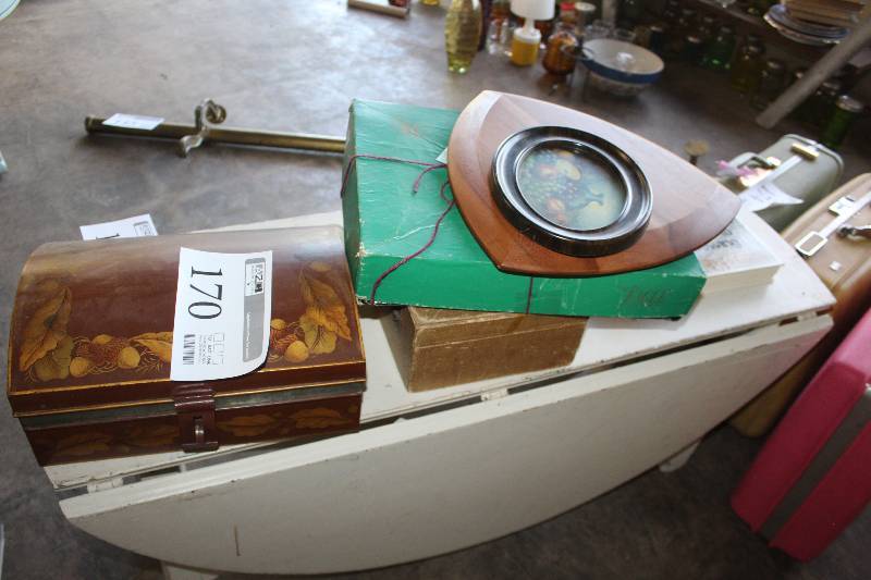 lot 170 image: Wall Decorations, Decorative Boxes, And More