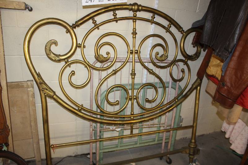 lot 248 image: Metal Bed Frame
