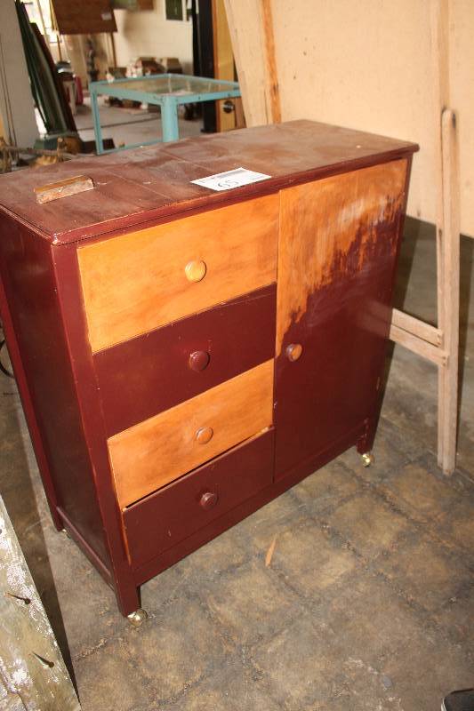 lot 65 image: 4 Functioning drawers and side cabinet. Solid wood. Great refinishing or painting project.