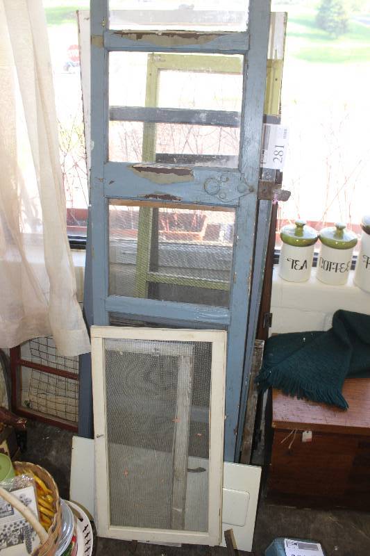 lot 281 image: Lot of (8) Doors