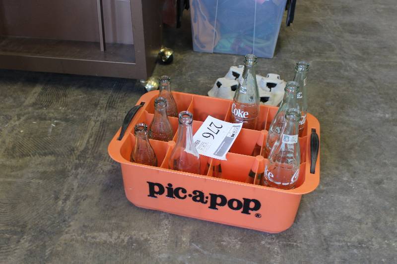 lot 276 image: Glass Pop Bottles, Carry Tray