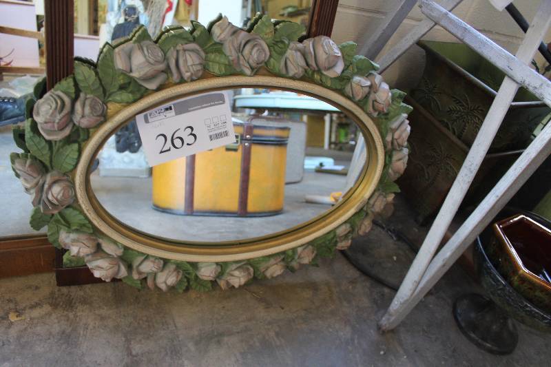 lot 263 image: Decorative Wall Mirror