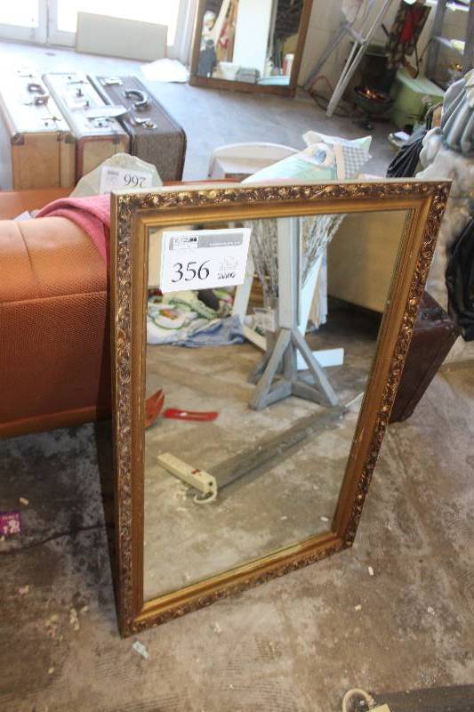 lot 356 image: Decorative Wall Mirror