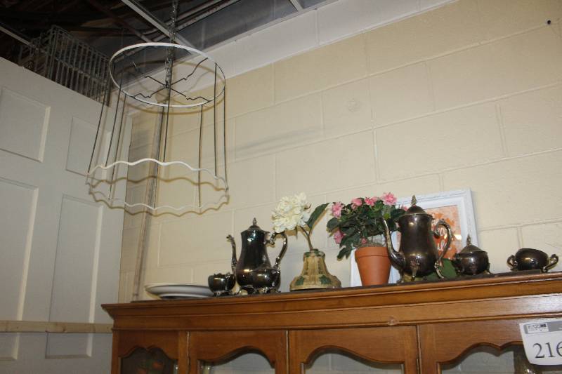 lot 45 image: Teapot Sets, Flower Vases