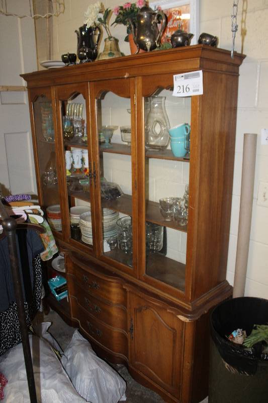 lot 43 image: 4-Glass Door 2-Door 3-Drawer 3-Shelf Wood Hutch