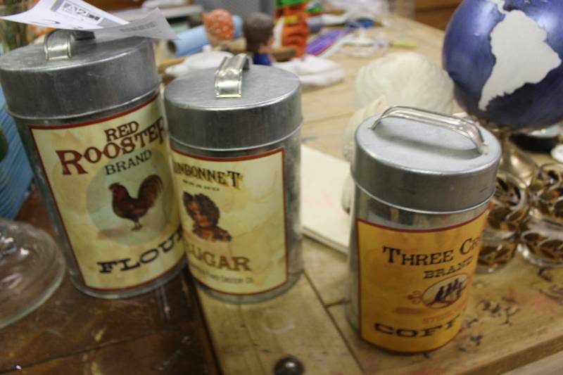 lot 233 image: Vintage Dry Goods Containers