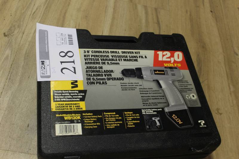 lot 218 image: Wagner 12V 38in. Cordless DrillDriver Kit