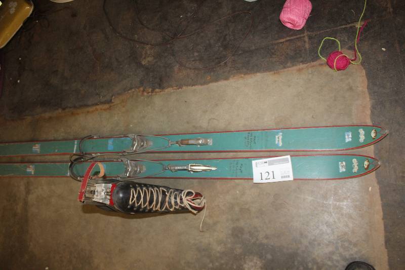 lot 121 image: Cross Country Skis, Boots