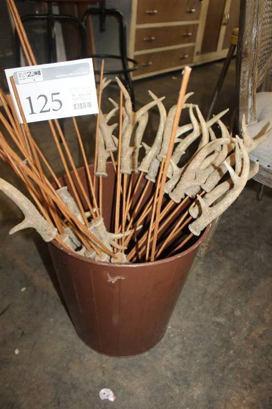 lot 125 image: Faux craft antlers. Great for making fabric taxidermy or for craft use. Look real even up close.