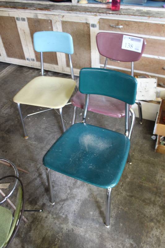 lot 138 image: Lot of (3) Chairs