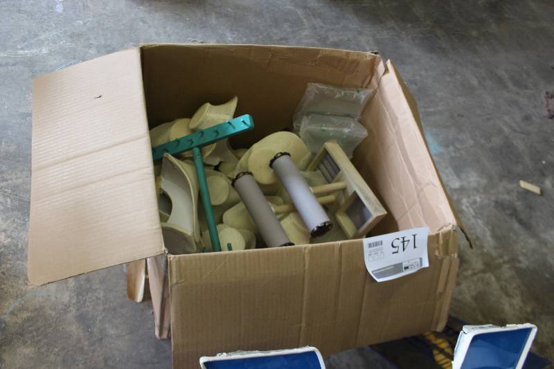 lot 145 image: Craft Materials